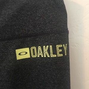 Oakley workout Capris
